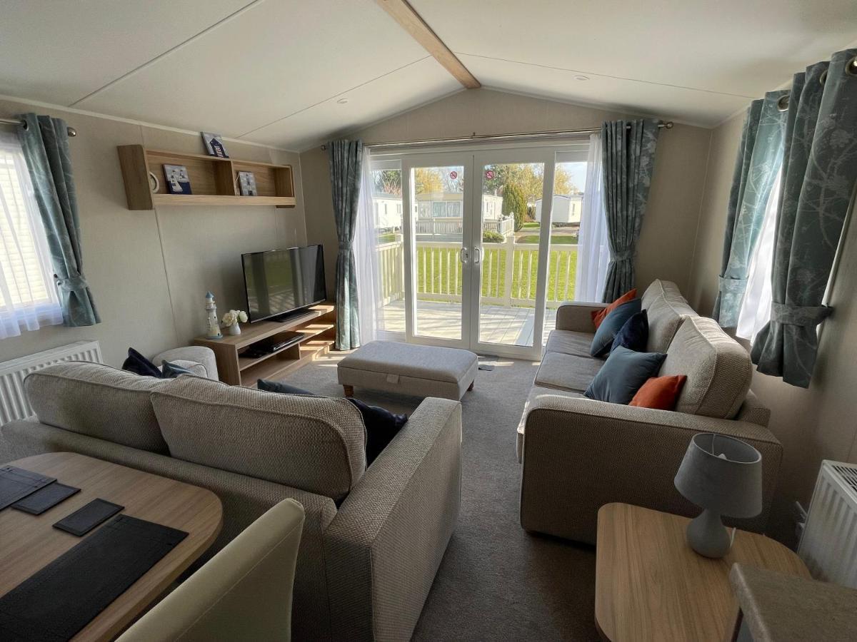 Private Rented Caravan Situated At Southview Holiday Park Winthorpe  Buitenkant foto