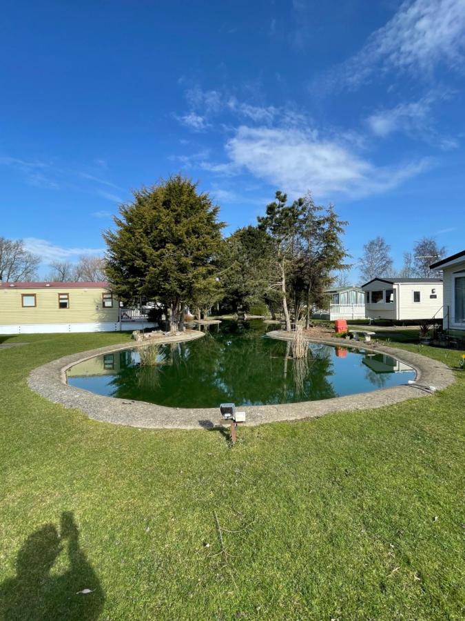Private Rented Caravan Situated At Southview Holiday Park Winthorpe  Buitenkant foto
